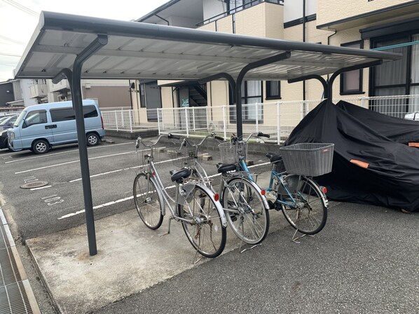 ハイカムールエレガンスの物件内観写真